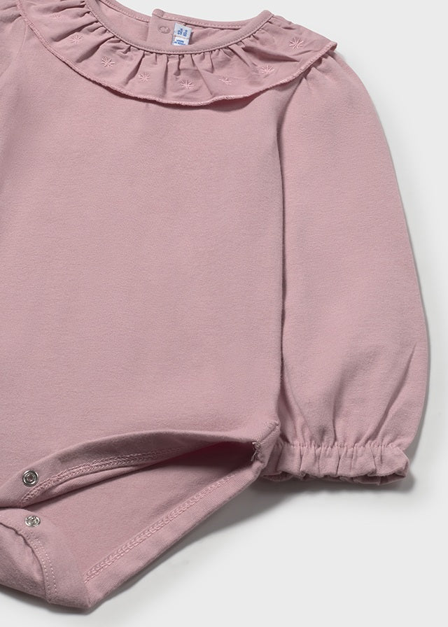 Body with embroidered collar