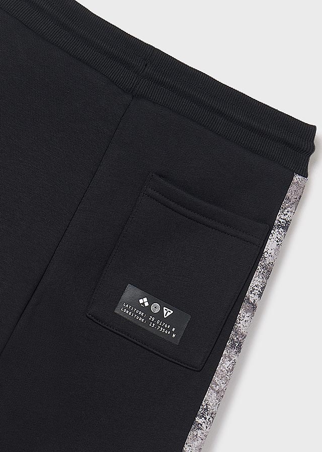 Contrast jogger