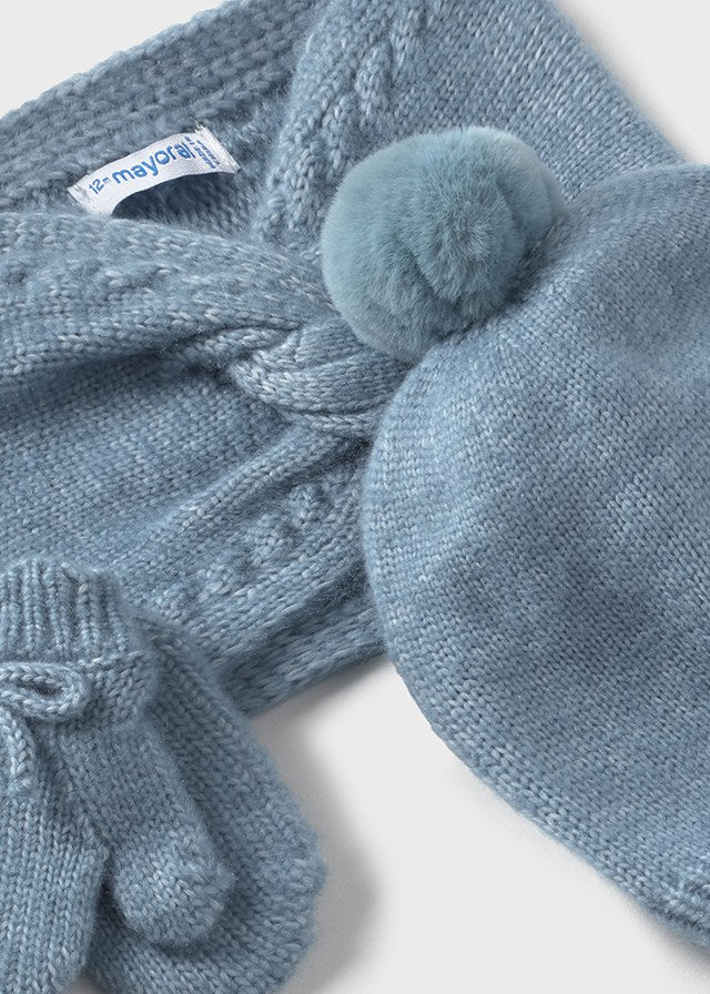 Hat-scarf set