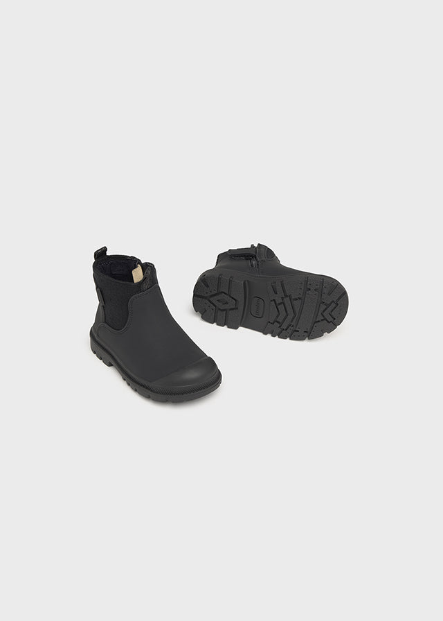 Track bootie