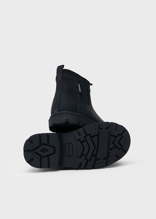Track bootie