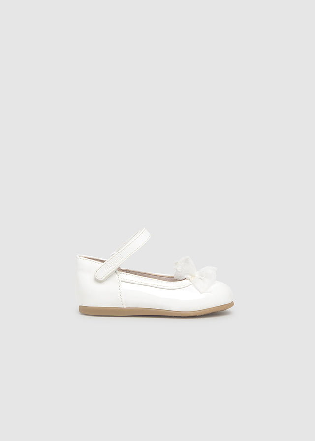 Patent leather mary jane