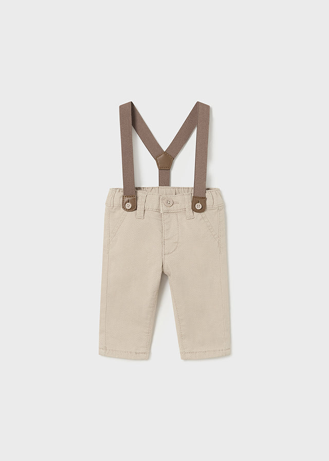 Long trousers with suspenders