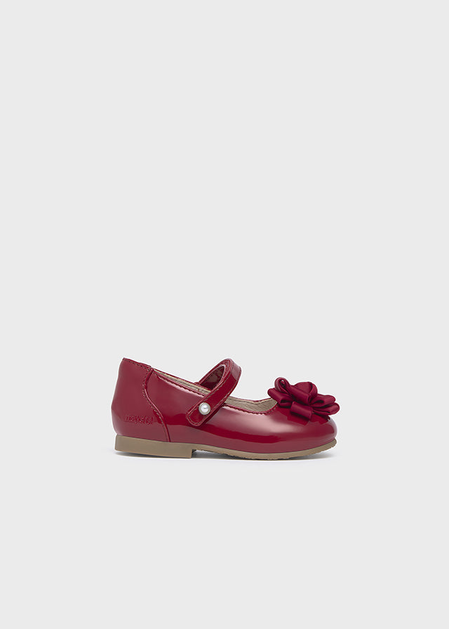 Patent leather mary jane