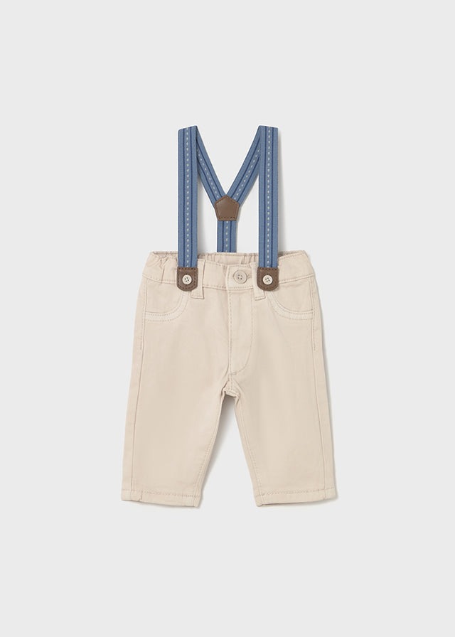 Long trousers with suspenders