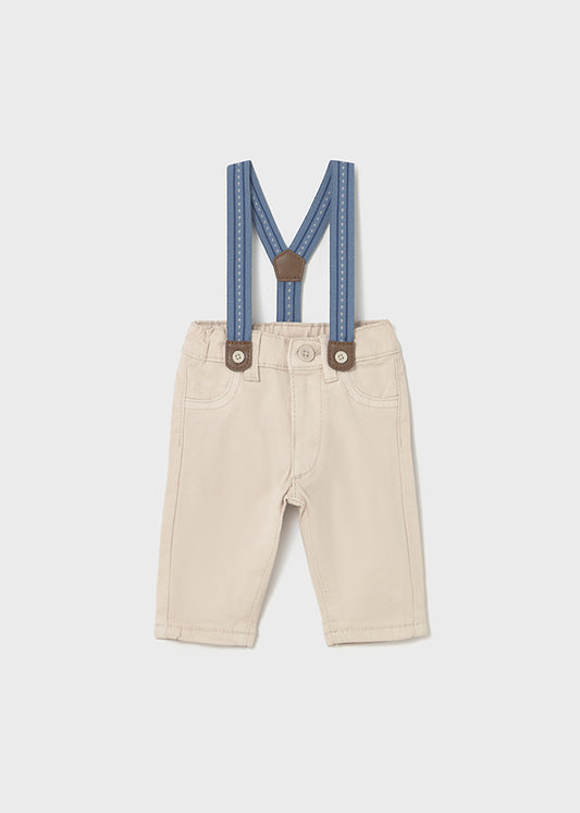 Long trousers with suspenders