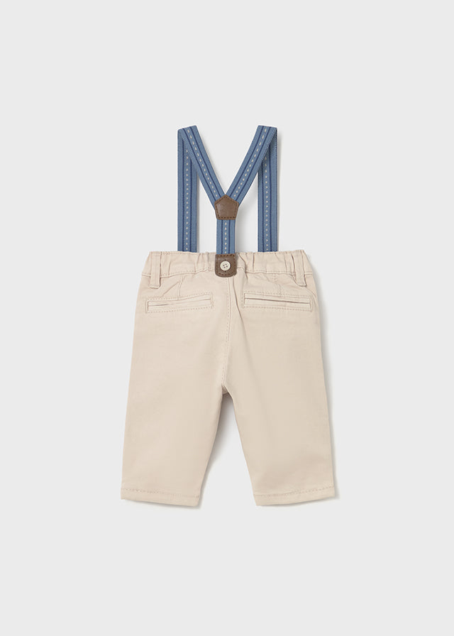 Long trousers with suspenders