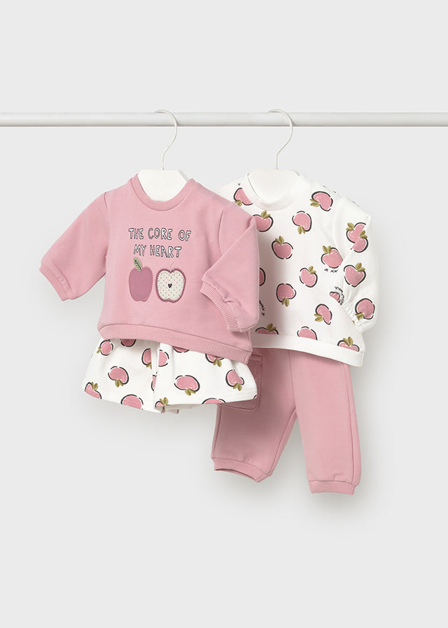 Knit set (4 garments)