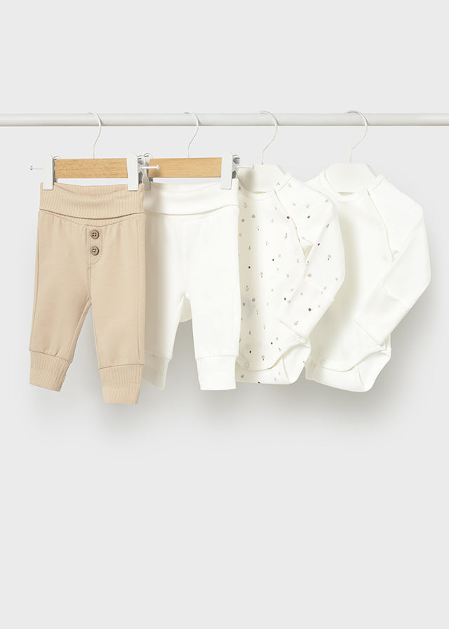 Knit set (4 garments)