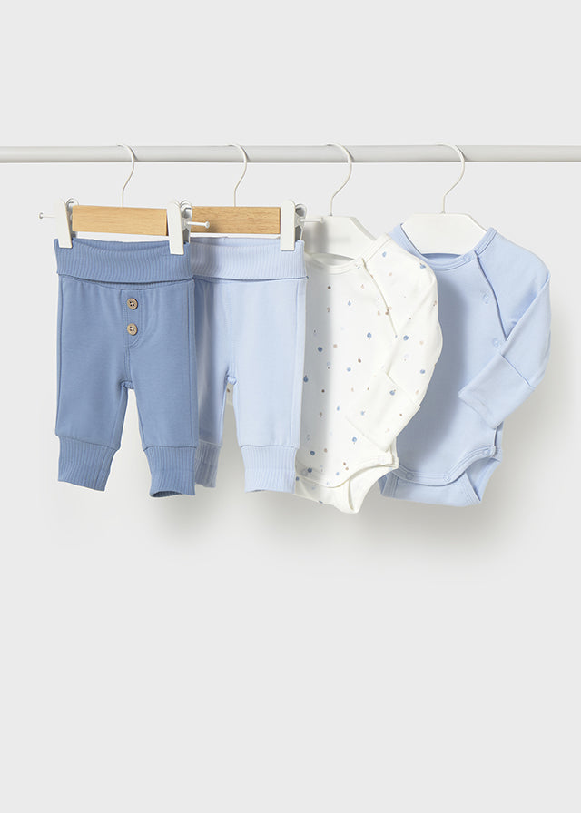 Knit set (4 garments)