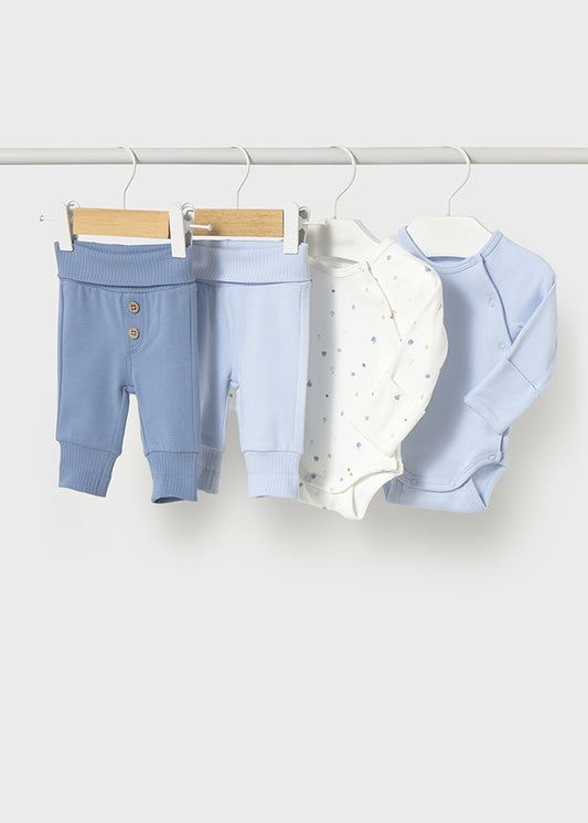 Knit set (4 garments)