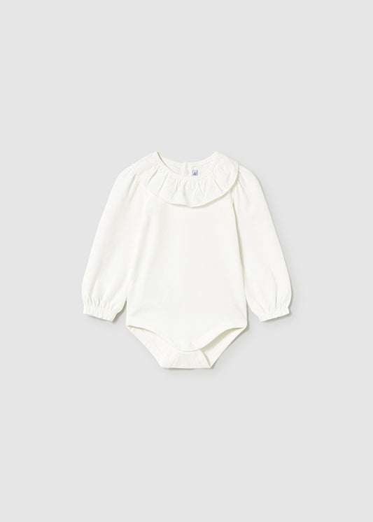 Body with embroidered collar