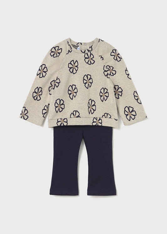 Pullover and leggings set