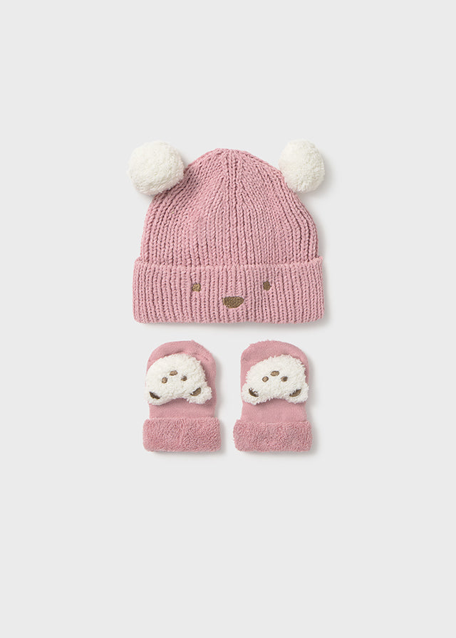 Hat and sock set