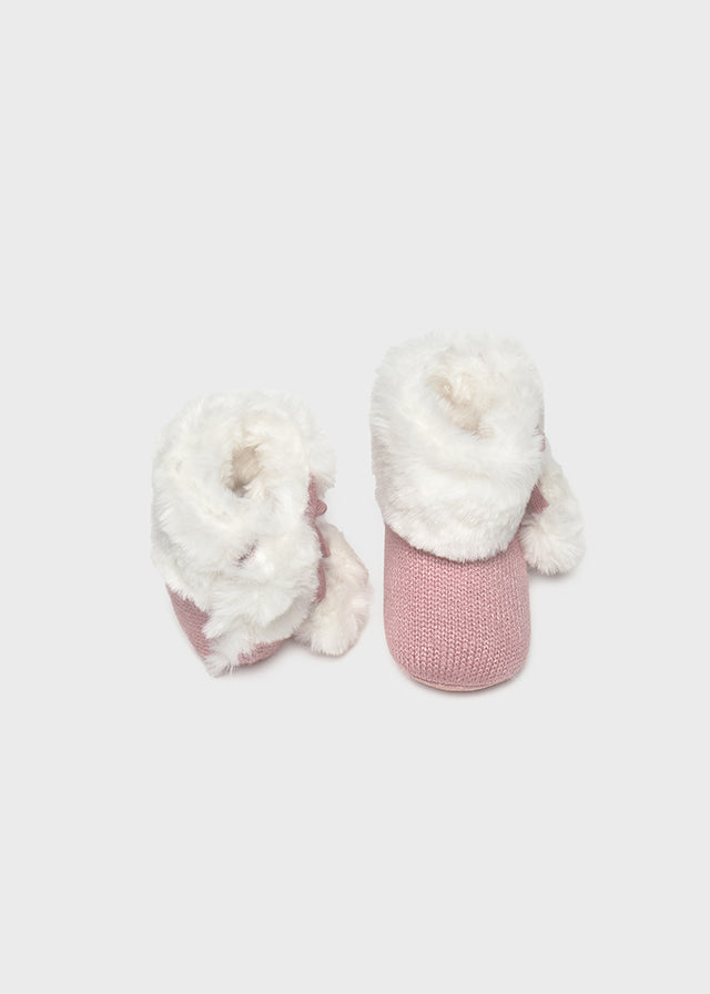 Knit boots