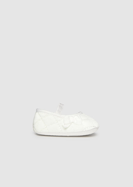 Velvet shoes