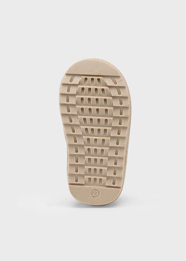 Lined boot