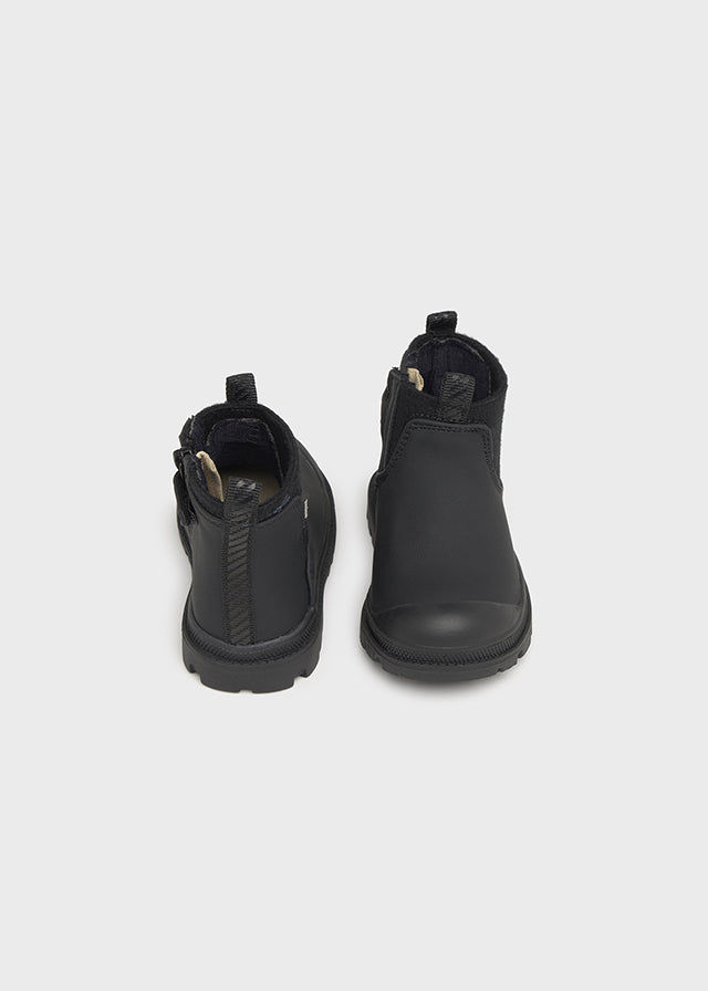 Track bootie