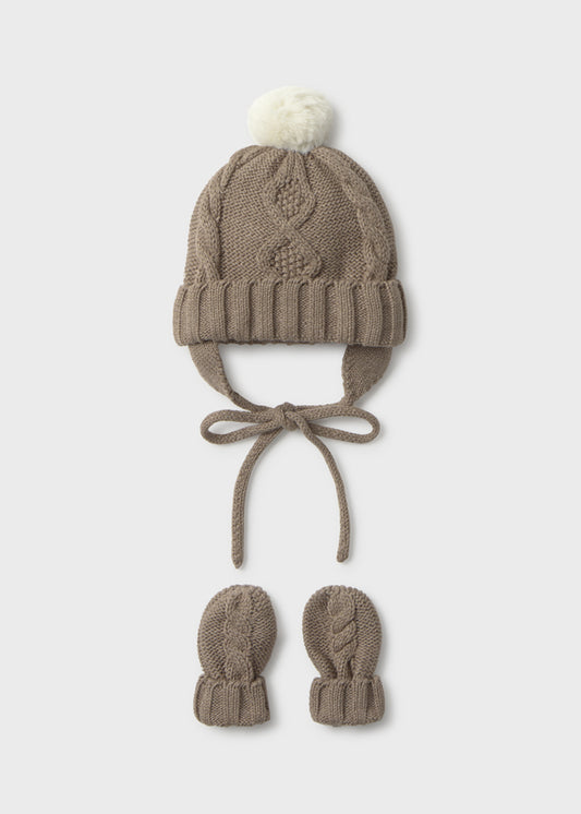 Hat & mittens set