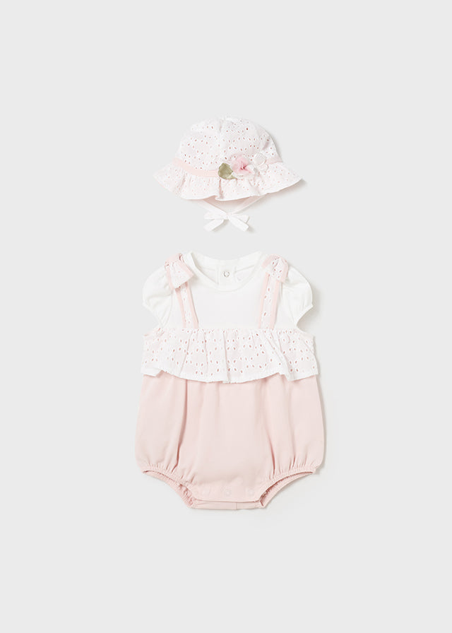 knit overall hat