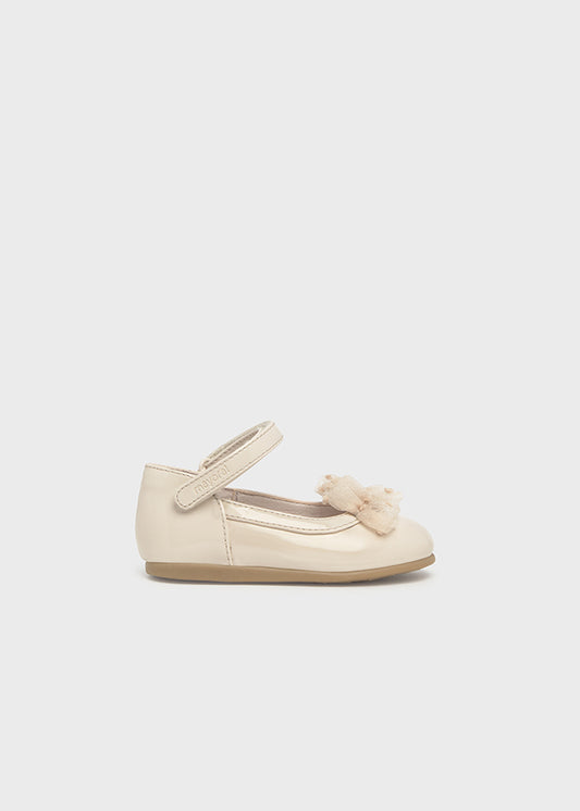 Patent leather mary jane