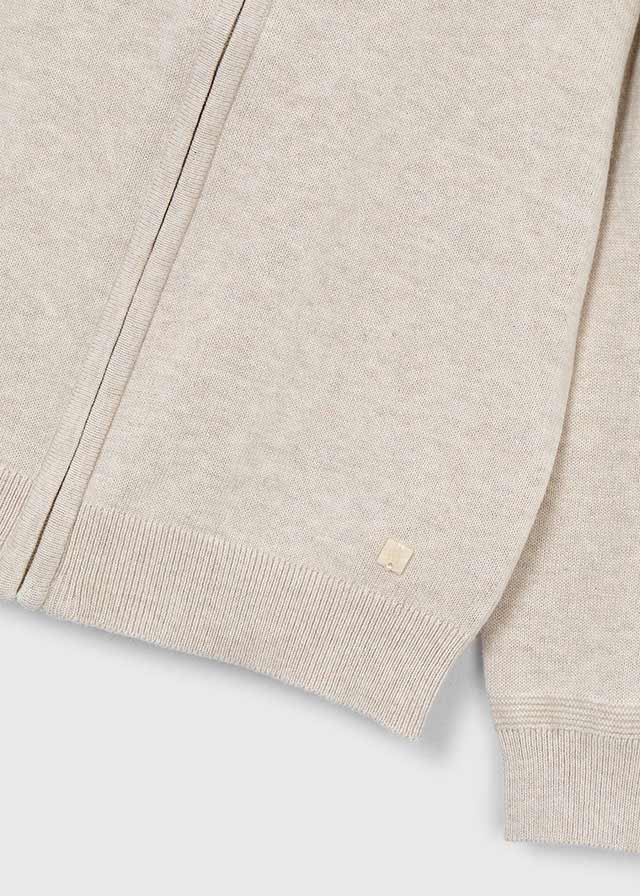 Knitting pullover